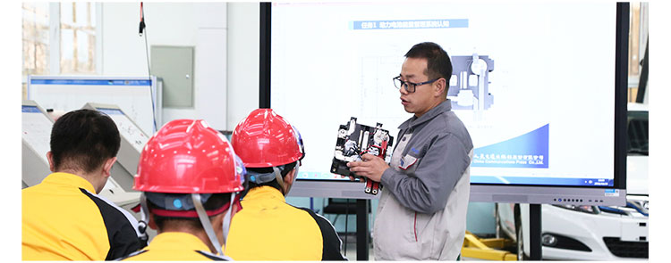 新能源汽车检测与维修-太原万通职业技能学校